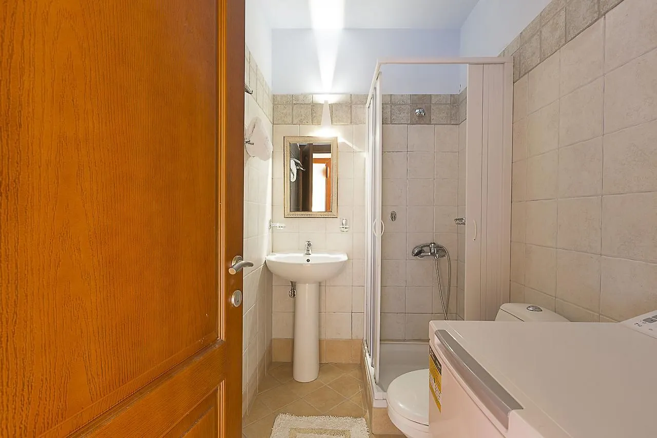 Rastoni Retreats #Feelslikehome Áfitos Ferienhaus